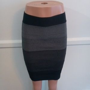 Bandage multi grey, Miniskirt by BCBG.